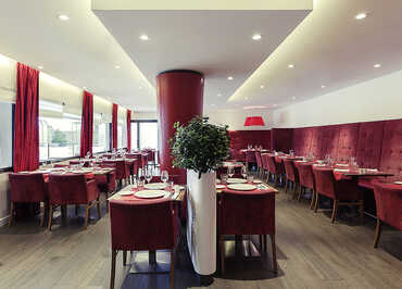 Le M Brasserie