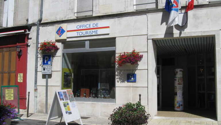 Bureau d'Information Touristique de Chateauneuf sur Charente Bureau d'Information Touristique de Chateauneuf sur Charente