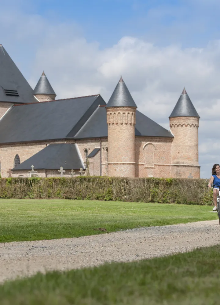 Flavigny Le Grand l'église fortifiée