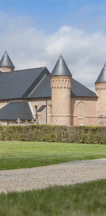 Flavigny Le Grand l'église fortifiée