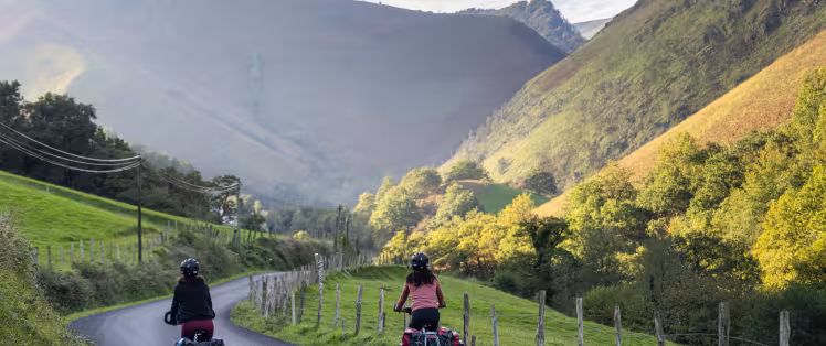 Cyclistes en montagne sur La Scandibérique