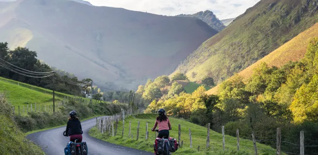 Cyclistes en montagne sur La Scandibérique