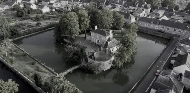 Les Douves