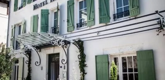 Hôtel Henri IV