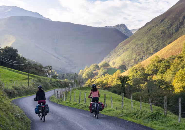 Cyclistes en montagne sur La Scandibérique
