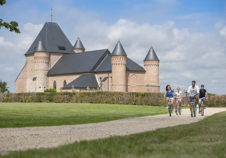 Flavigny Le Grand l'église fortifiée