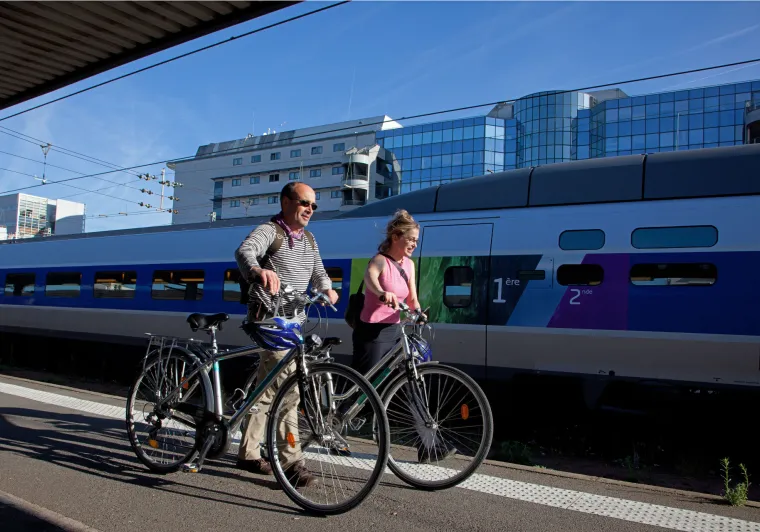 Gare de Tours - Train et vélo
