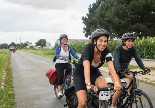 Cyclistes route Mad Jacques à Vélo Picardie