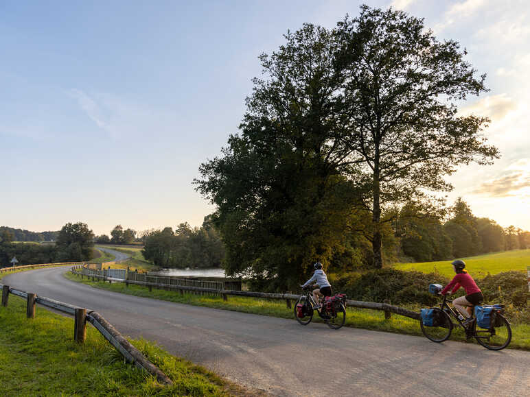 Cyclistes Scandibérique Charente Confolens